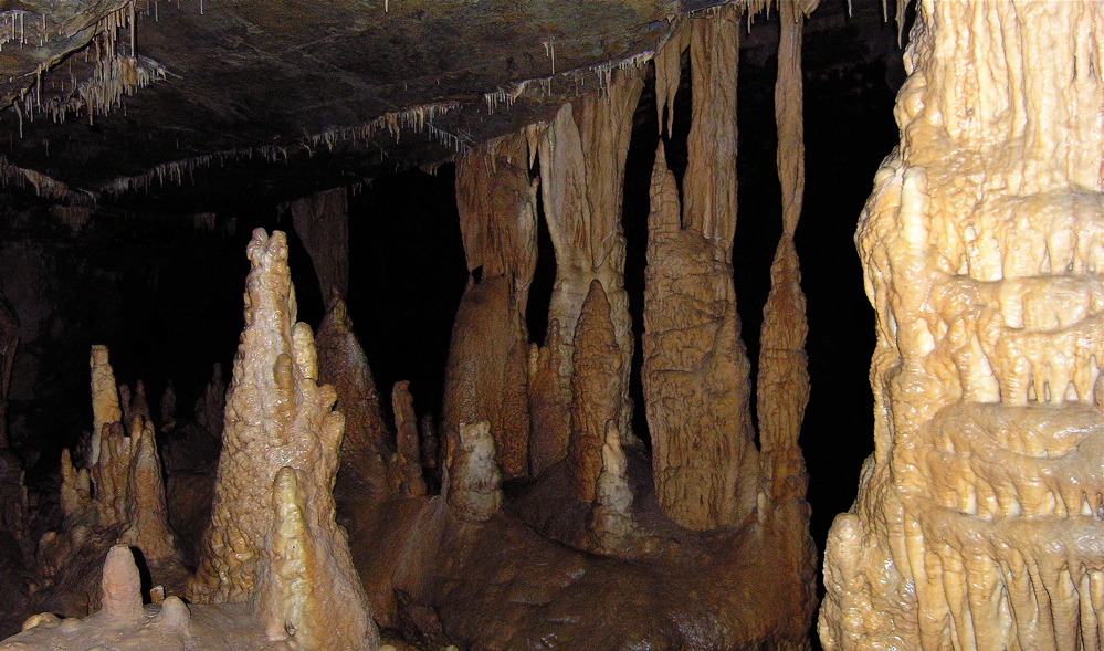 Alexander Caverns, 01