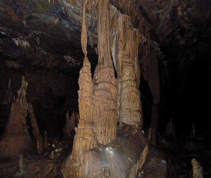 Alexander Caverns, 01